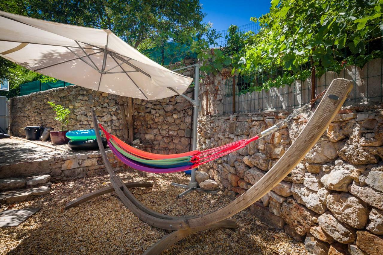 Vila Gite Du Chant Des Oiseaux Saint-Guilhem-le-Desert Exteriér fotografie